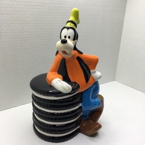Disney Goofy cookie jar